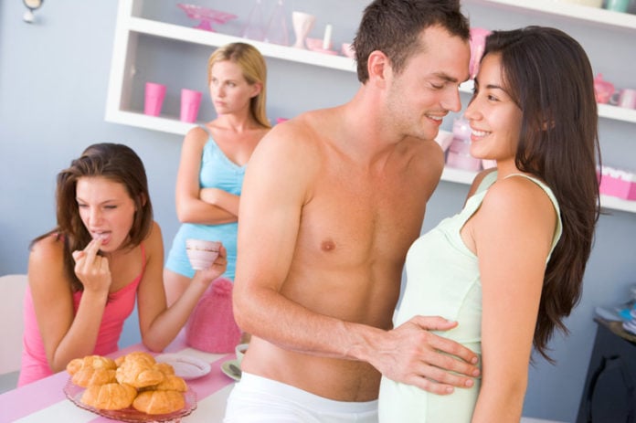 10 Reasons Why Some Men and Women Date Multiple People at Once