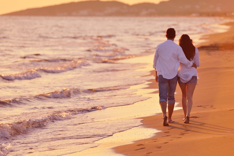 15 Things That Attract A Younger Woman To An Older Man